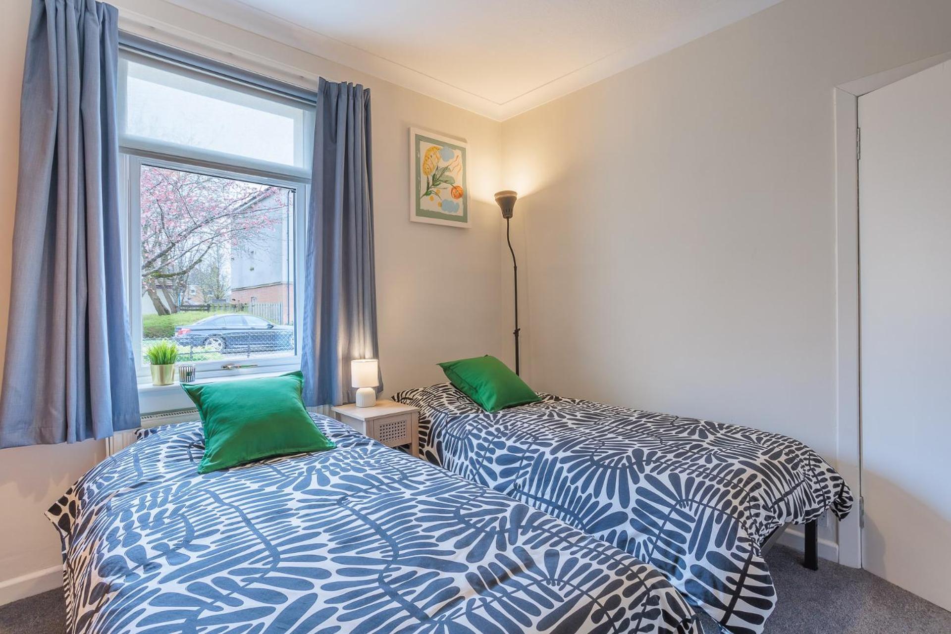 Apartment Stylish Two Bedroom With Private Parking Perth